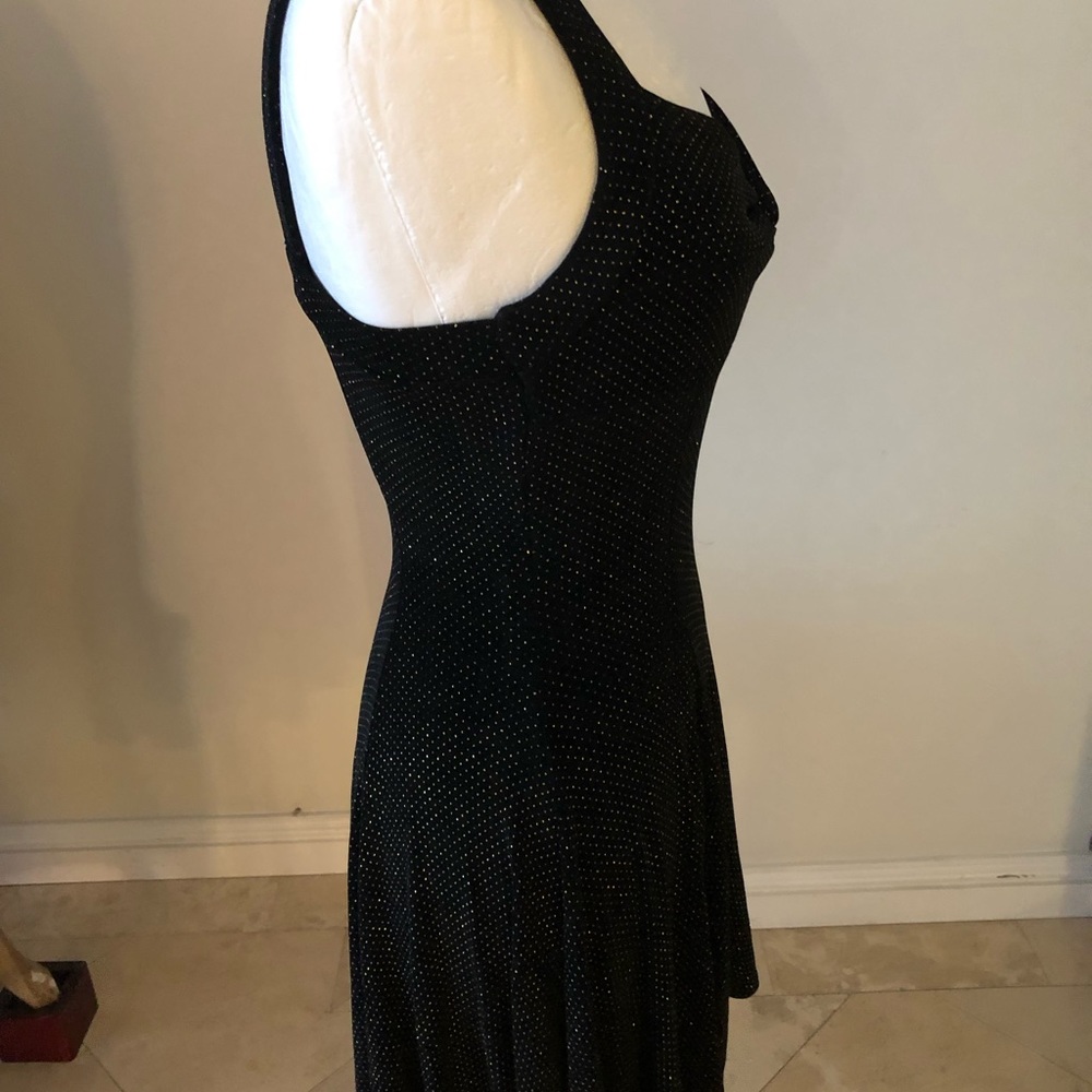 Dress - Picture 3 of 4